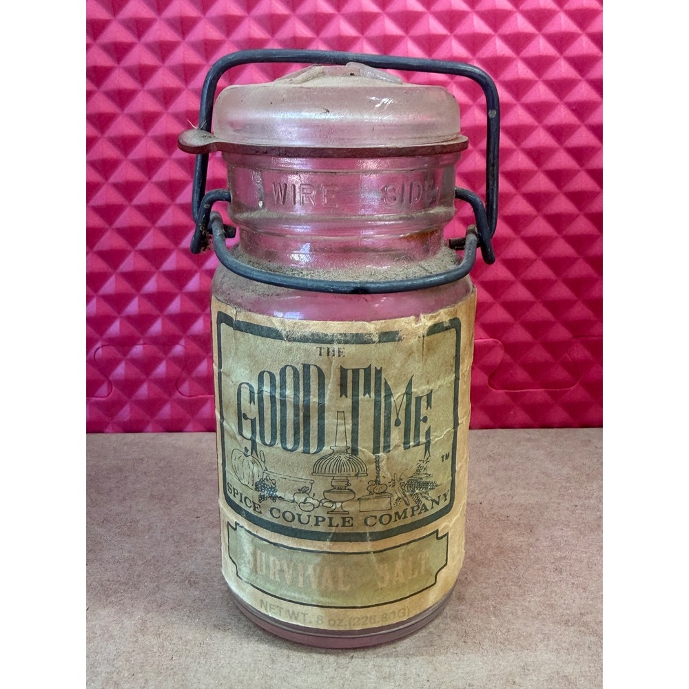 Vintage Good Time Spice Couple Company Survival Salt Glass Jar Wire Bail 5.5in